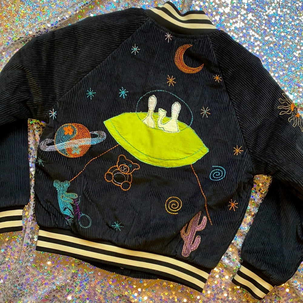 BDG • Alien Earth Sucks Varsity Corduroy Bomber Jacket - Picture 6 of 14